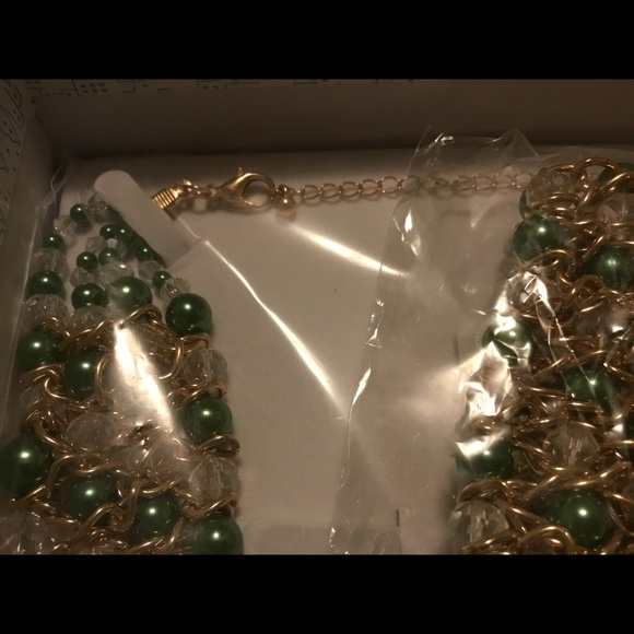 Skyline Necklace and Bracelet Set - Picture 4 of 10